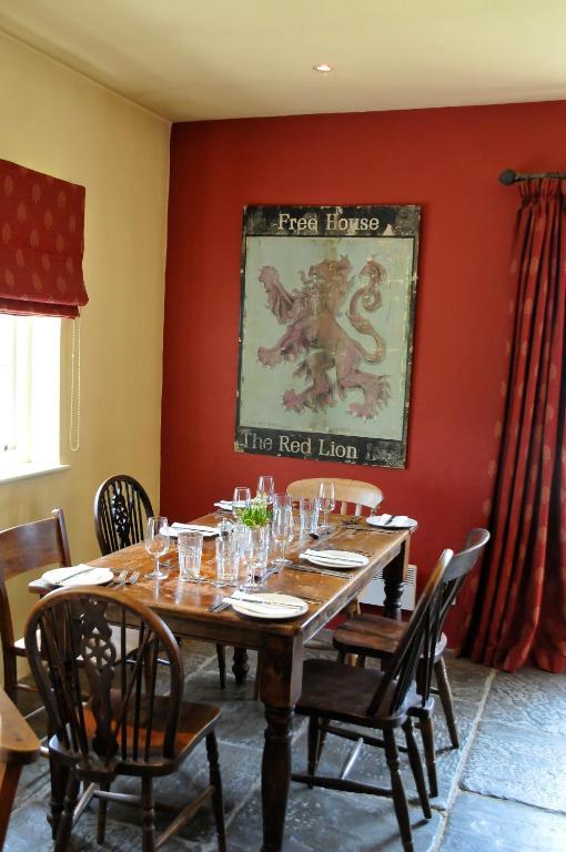 The Red Lion Inn Babcary Esterno foto