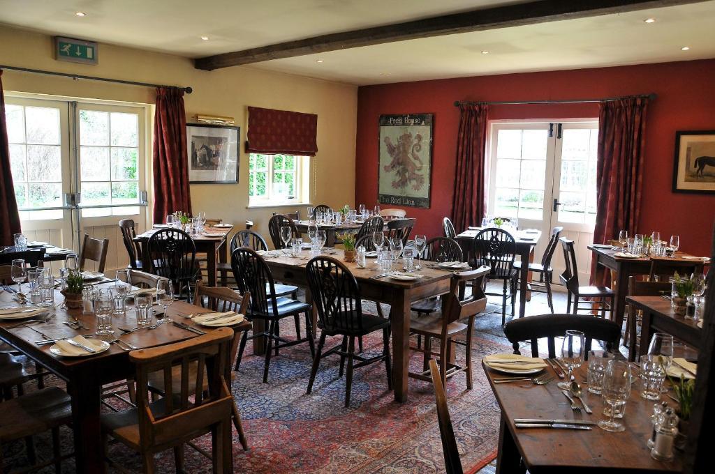 The Red Lion Inn Babcary Esterno foto